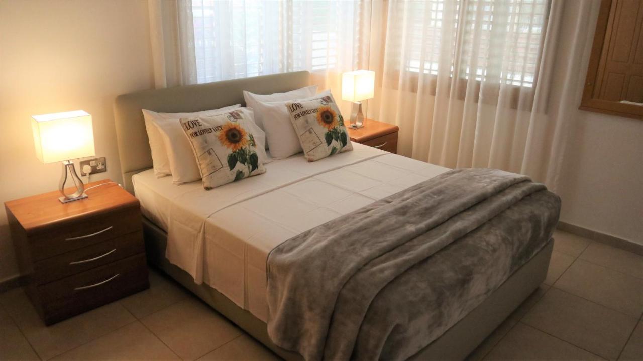 Chronas By Prestige Bookings Korall-öböl Kültér fotó